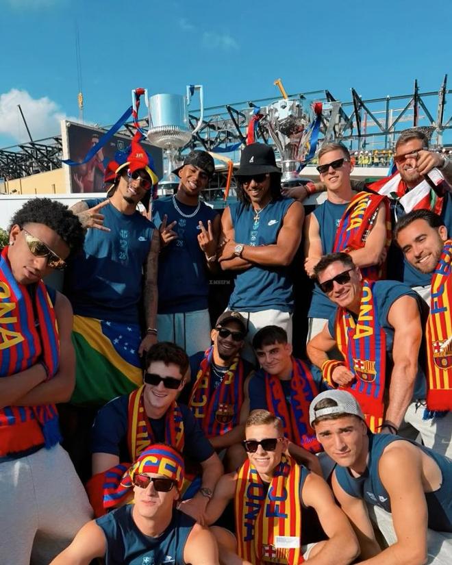 潮推动下 潮推动下