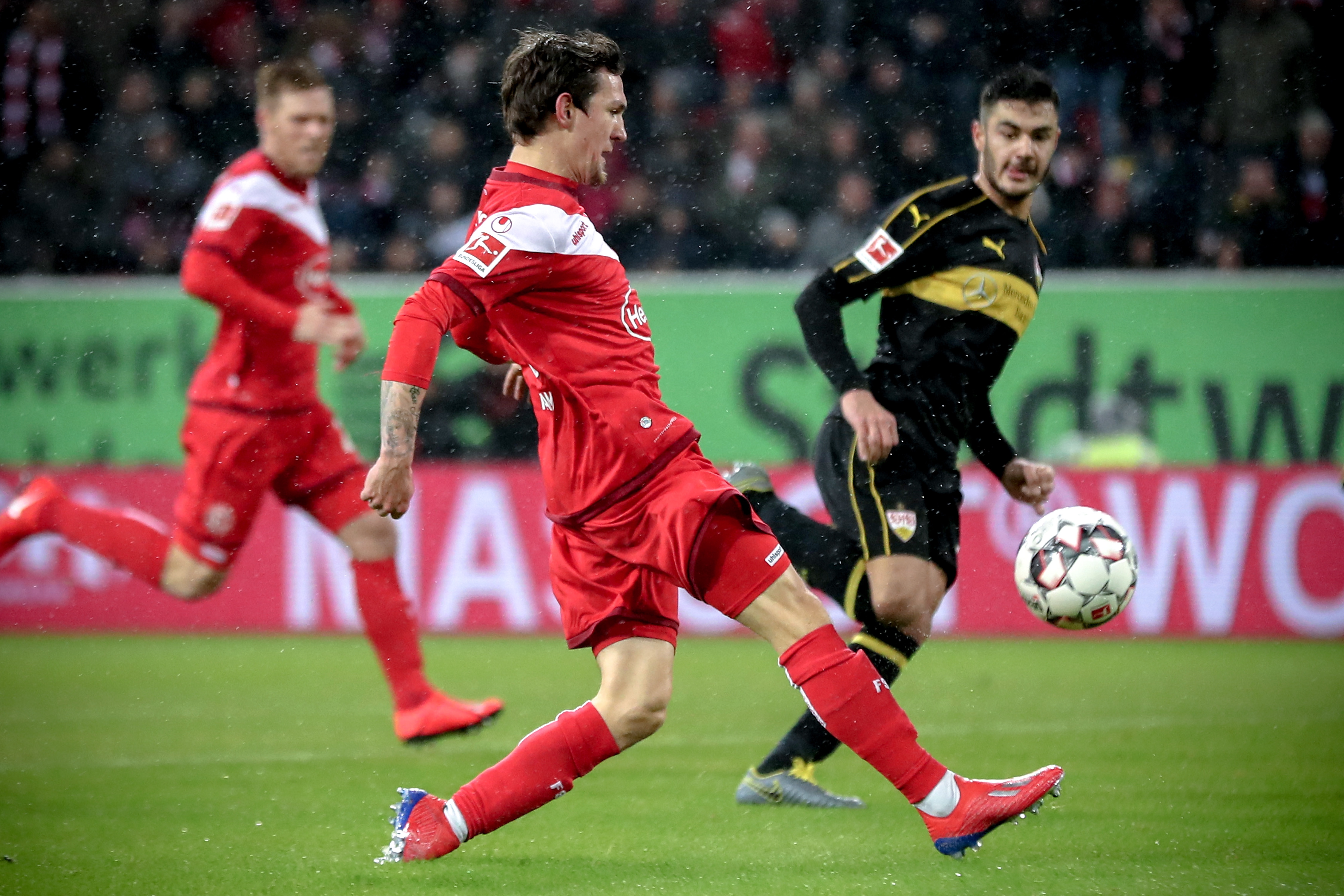 站位不断牵 站位不断牵