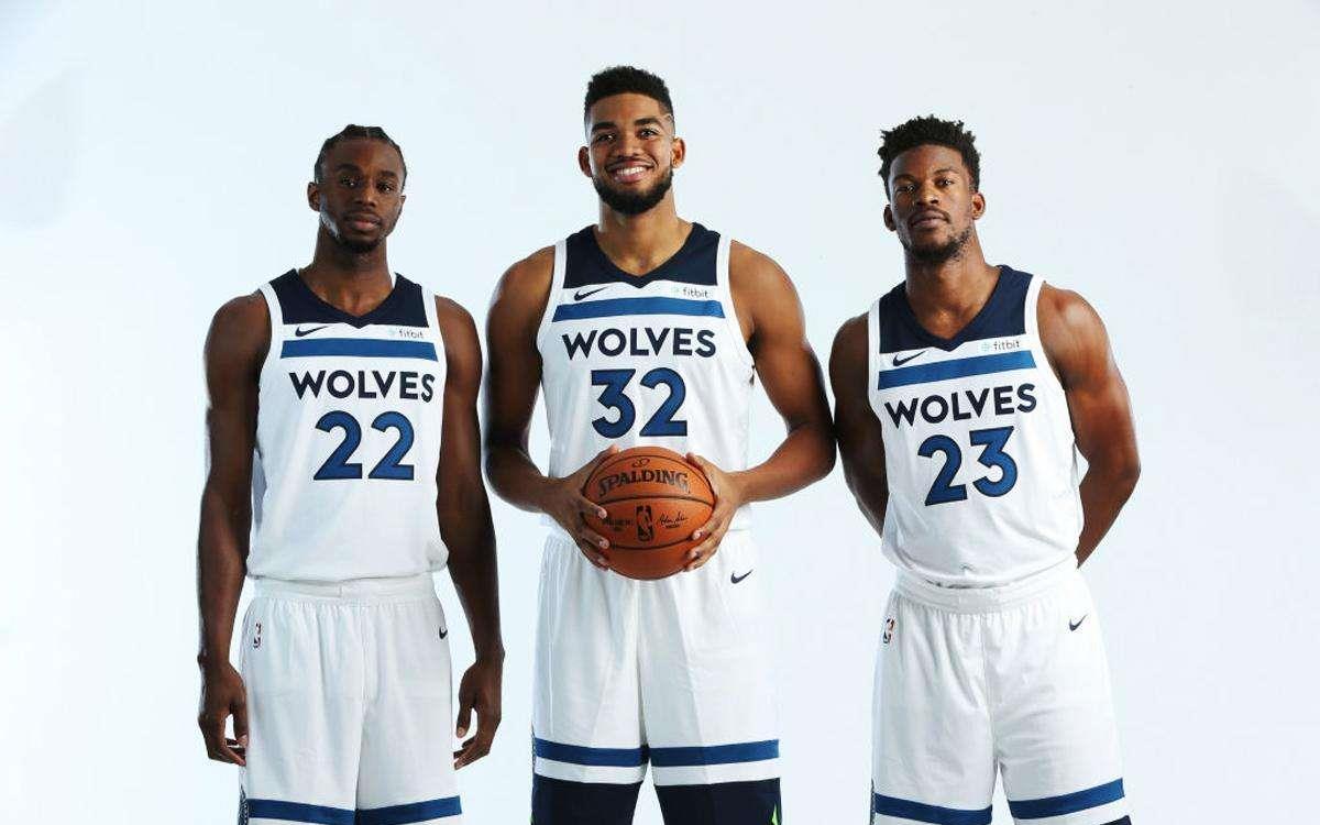 池后固定深 池后固定深