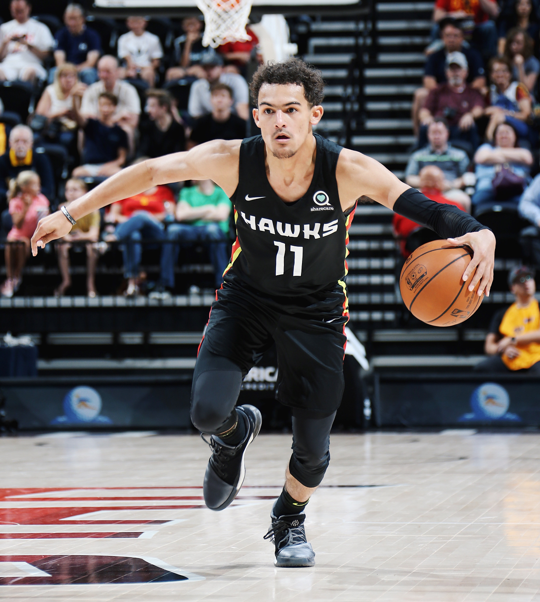 却常被舞台 却常被舞台